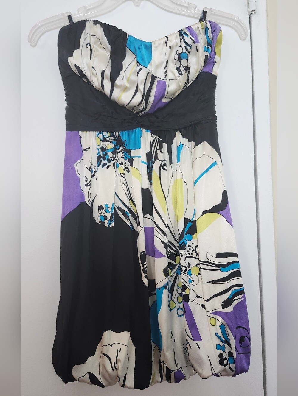 BEBE Strapless Floral Bubble-Hem Dress in Black, Cream & Purple.